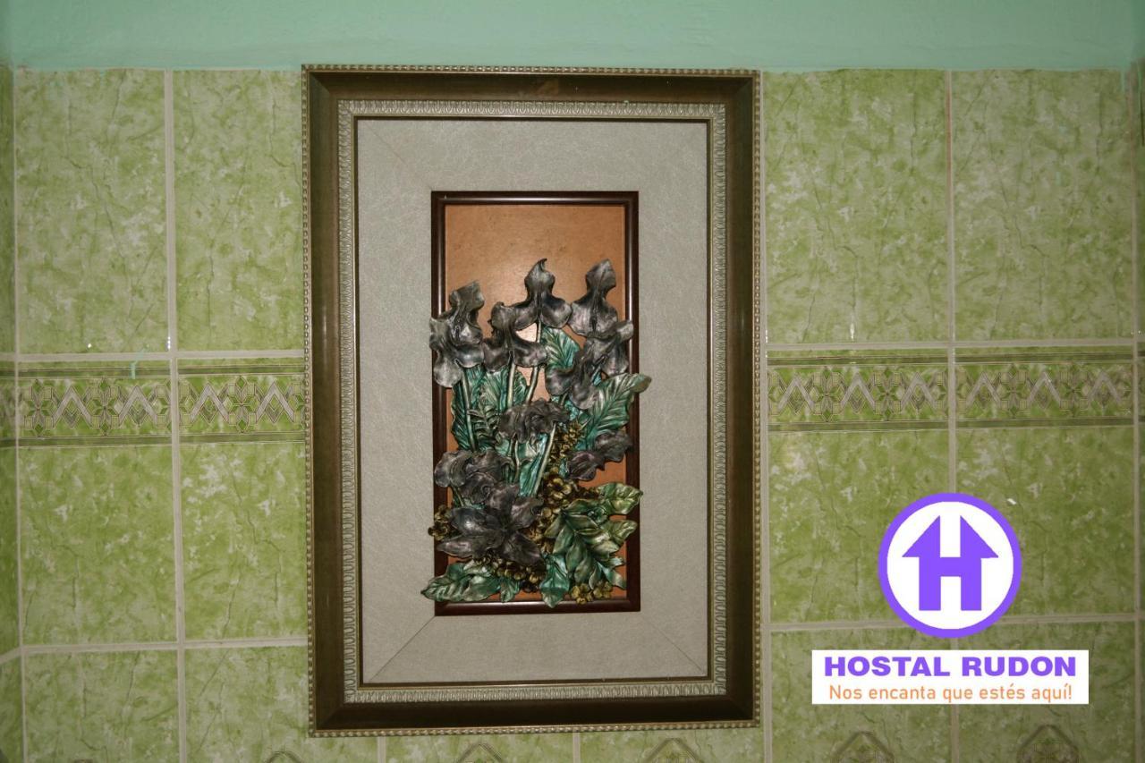 Apartamentos Y Hostal Rudon #1 بورتو كورتيس المظهر الخارجي الصورة